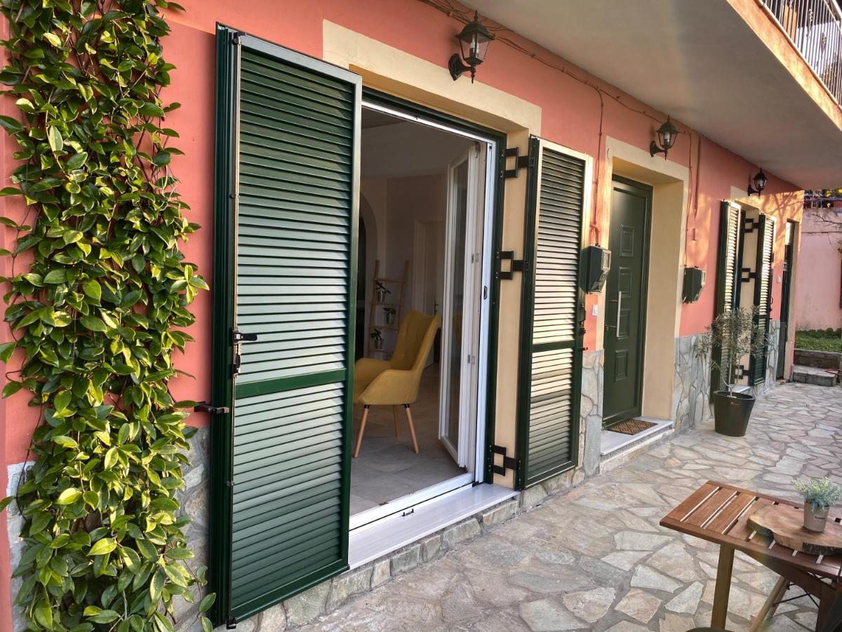 Coralli Pentati 2 "Dimitris Apartments" Extérieur photo